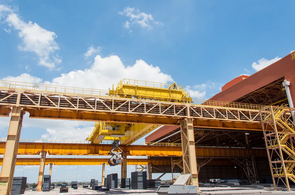 Produção brasileira de aço bruto registra queda de 4,9% em 2020