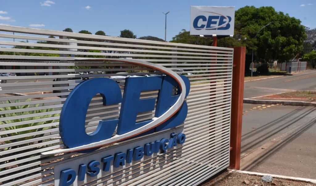 O Cade aprovou, sem restrições, a venda da CEB Distribuição para a Neoenergia (NEOE3).