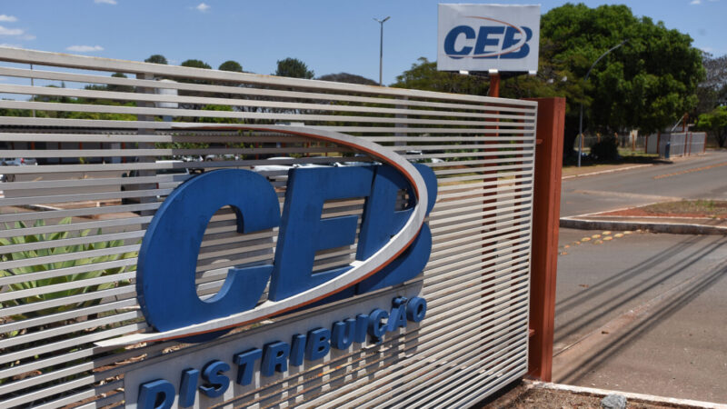 Cade confirma venda da CEB Distribuição para Neoenergia (NEOE3)