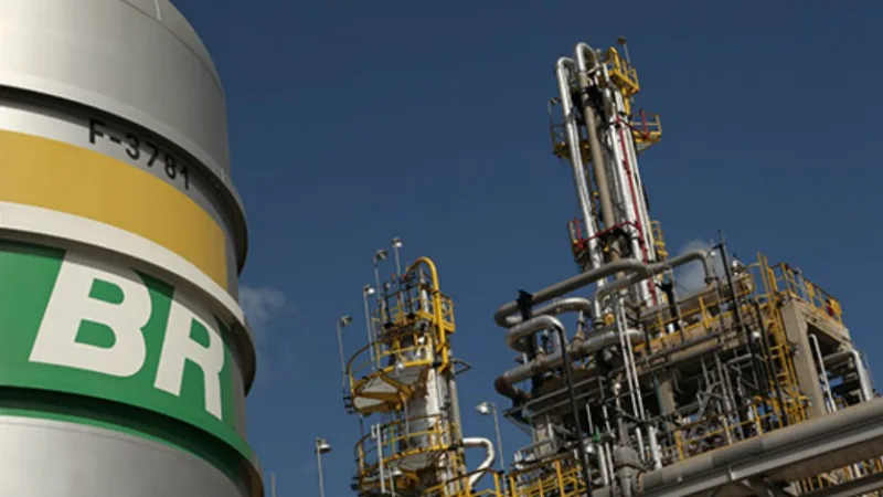 Presidente da Petrobras (PETR4) rebate críticas sobre preço do diesel