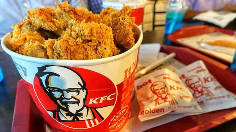 IMC (MEAL3) é notificada pela KFC por descumprir contrato; ação cai 7%