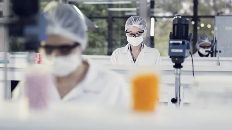 Hypera Pharma (HYPE3) investirá R$ 2 bilhões em fábrica em Goiás
