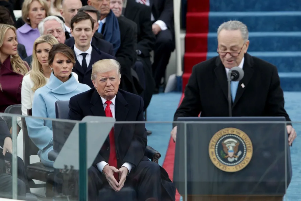 Discurso de Chuck Schummer na posse de Donald Trump, em 2017.