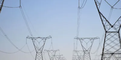 Neoenergia (NEOE3) vai emitir R$ 2 bilhões em debêntures