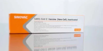 Vacina Coronavac tem eficácia de 50,38% contra covid-19, informa Butantan