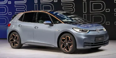 Volkswagen, BMW e Daimler triplicam vendas de veículos elétricos