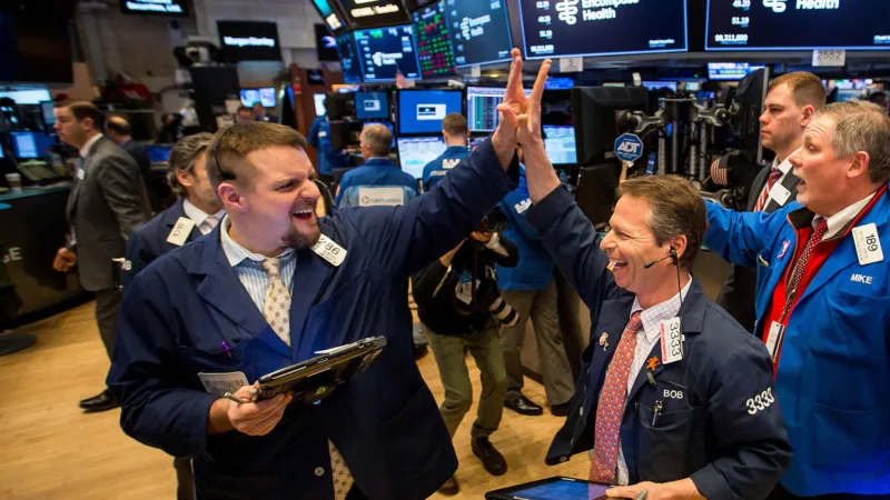S&P 500 e Nasdaq renovam máximas históricas antes da posse de Biden