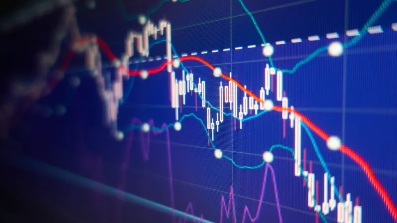 Ibovespa opera em leve alta, puxado por Vale (VALE3) e setor bancário