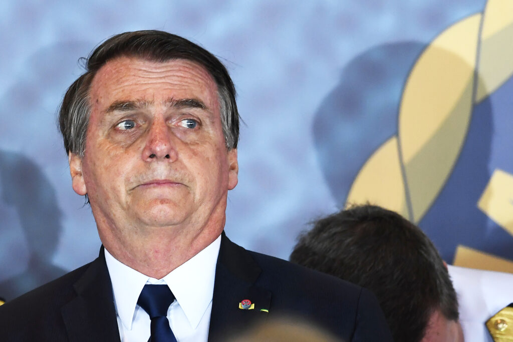 Movimentos em relação ao Auxílio Brasil se juntam ao imbróglio fiscal da PEC dos Precatórios