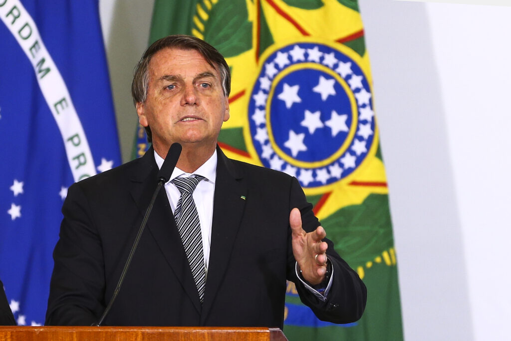 Governo estuda nova rodada de auxílio emergencial, diz Bolsonaro