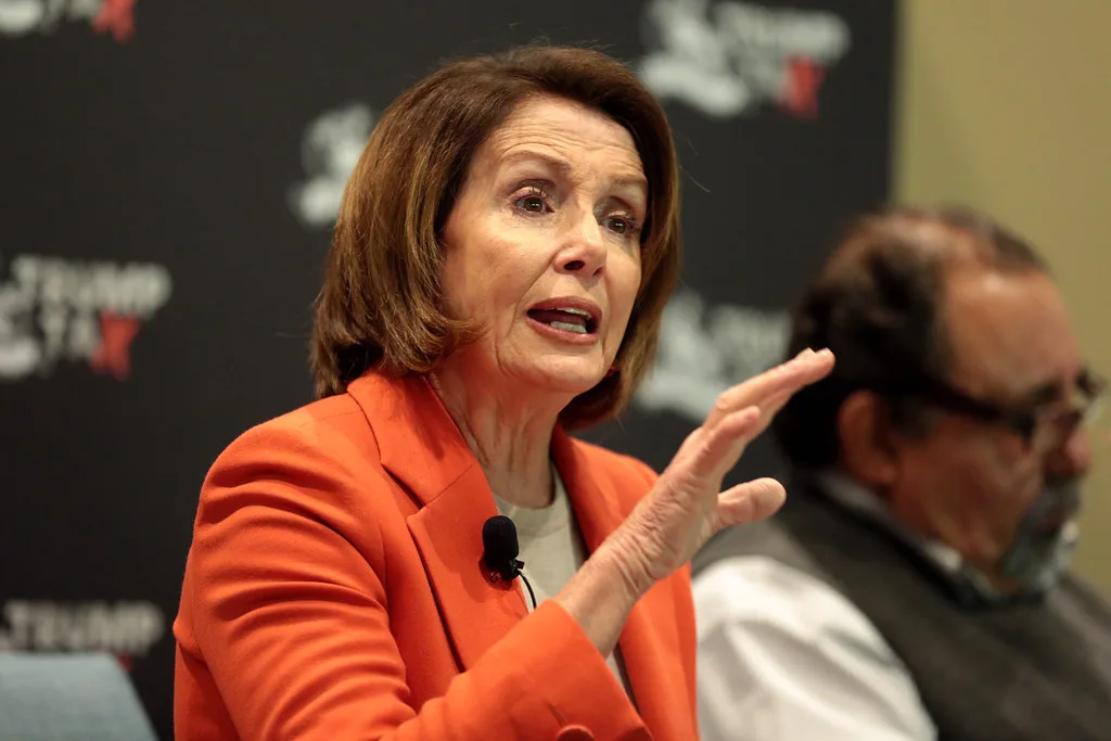 Nancy Pelosi, sinalizou sua esperança para que o pacote fiscal seja votado no final da semana que vem