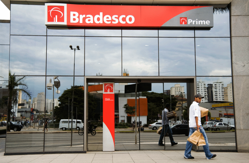 O Banco Bradesco firmou parceria estratégica com o Banco Votorantim para a formação de uma gestora de investimentos