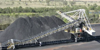 CSN Mineração (CMIN3) estreia em alta de 5,88%, a R$ 9,00