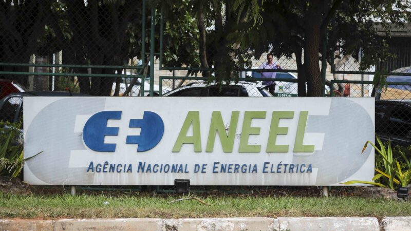Aneel vai revisar reajustes tarifários aprovados até maio; aumentos este ano chegaram a 24%