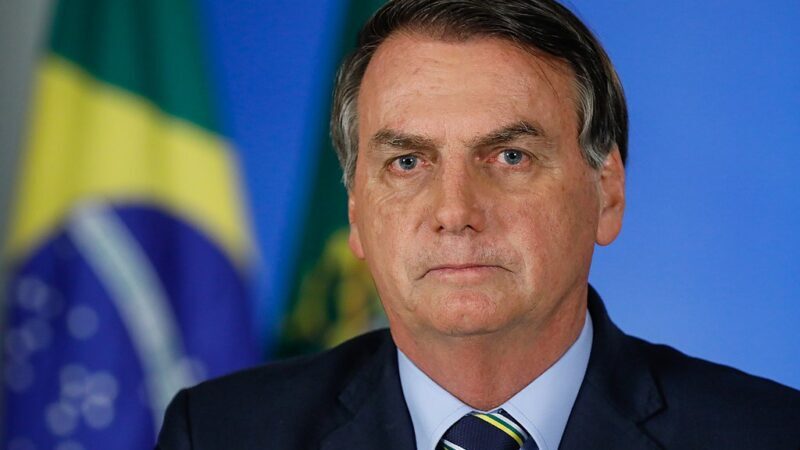 Bolsonaro diz que estatais têm que ter ‘visão de social’ e elogia o general Silva e Luna