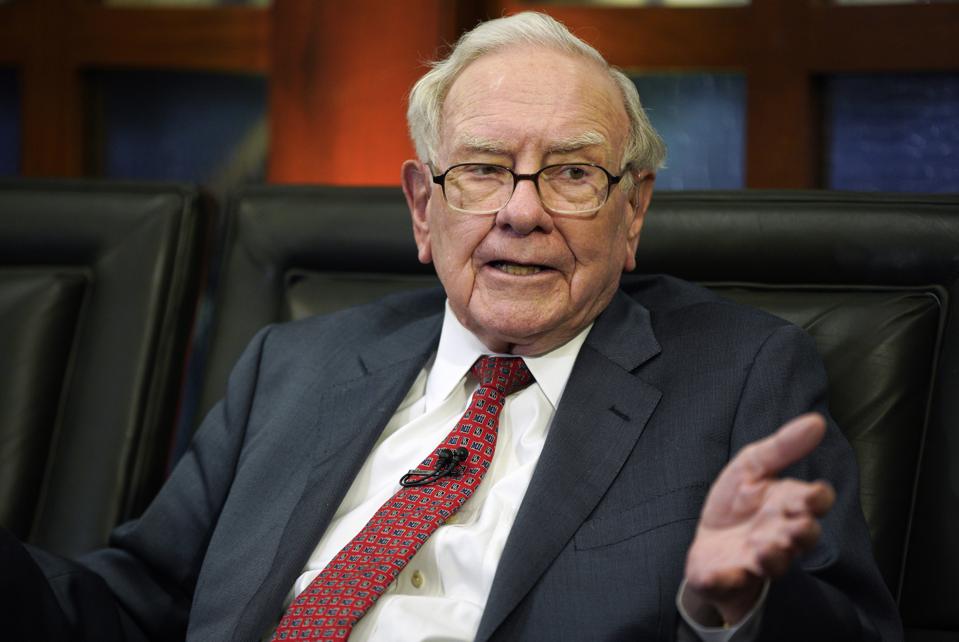 Warren Buffett entra para a lista dos com fortunas maiores de US$ 100 bilhões