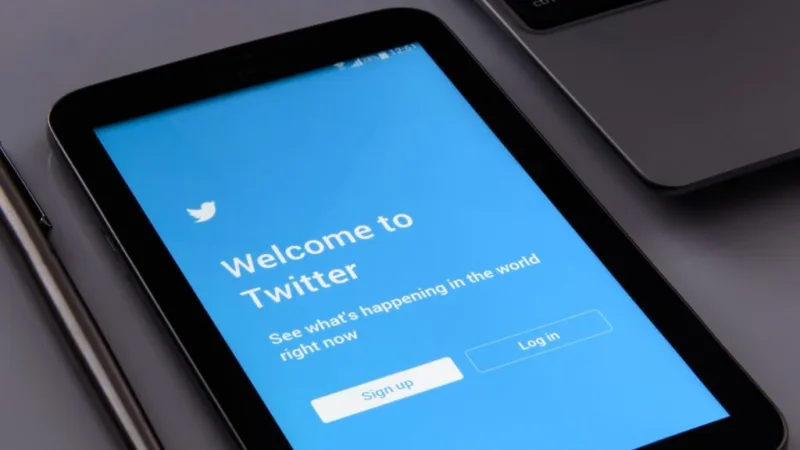 Twitter (TWTR34) tem alta de 87% na receita do 4º trimestre; ações sobem