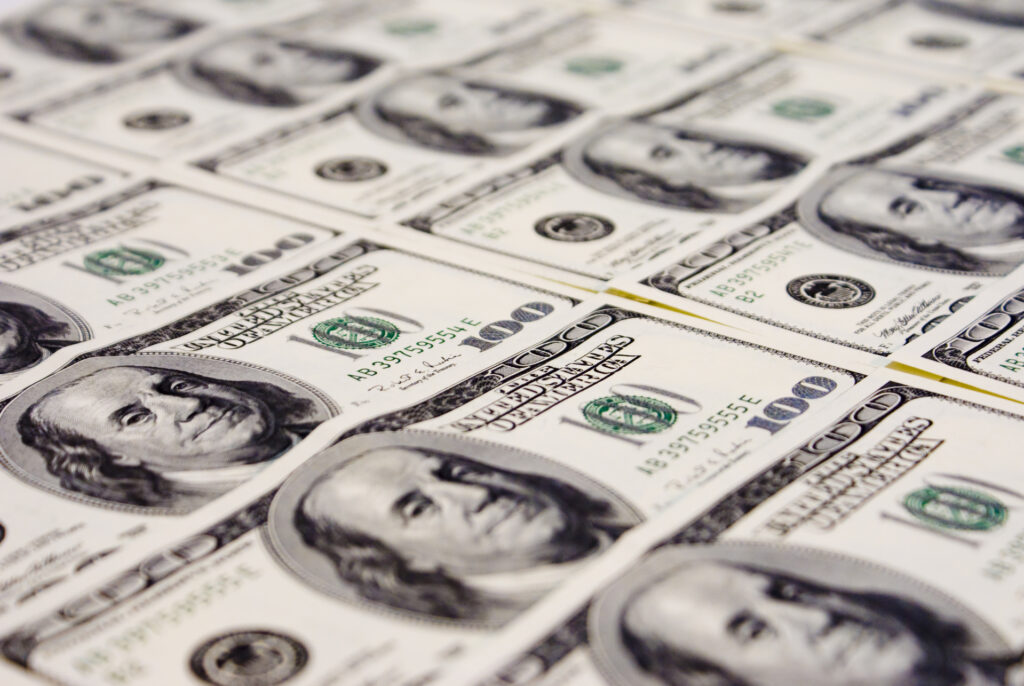 Dólar encerra em alta de 0,19%, negociado a R$ 5,38