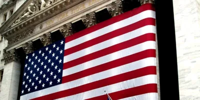 S&P 500 e Nasdaq Composite fecham em níveis recordes
