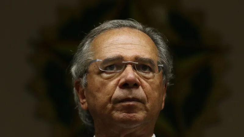 Vacinação contra Covid-19 é a melhor política fiscal, diz Guedes
