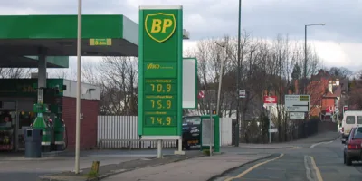 BP, gigante de óleo e gás, tem primeiro ano de prejuízo em uma década