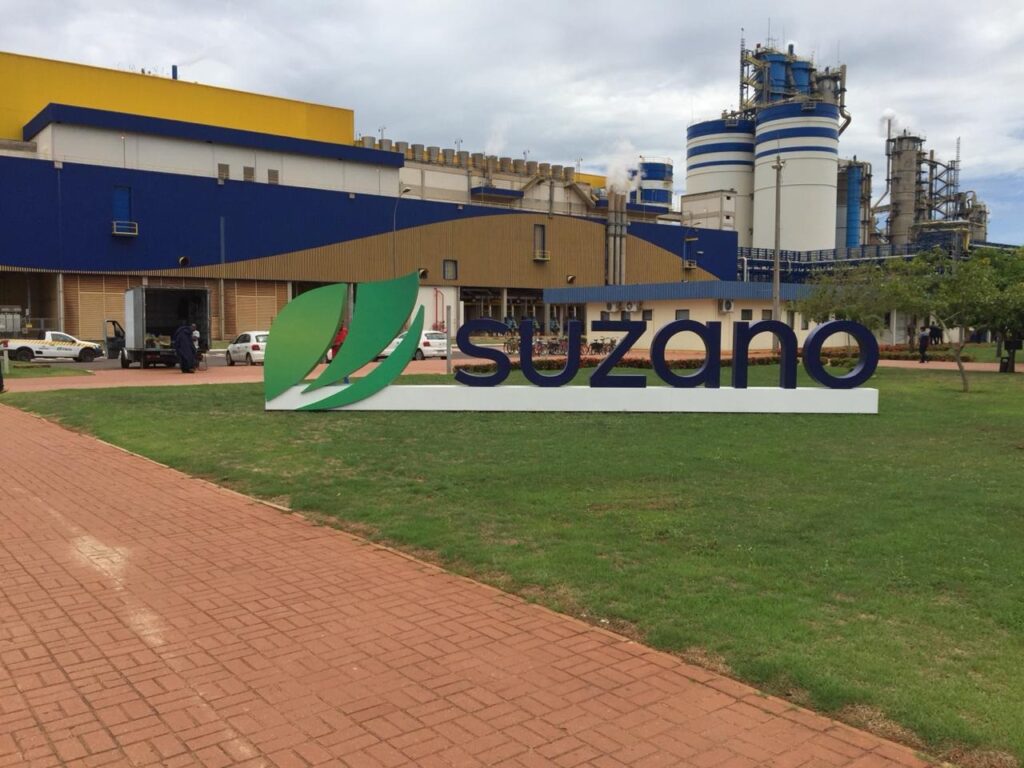 Suzano (SUZB3) tem lucro 39% menor no 4T23, a R$ 4,52 bilhões