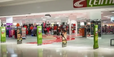 SBF, dono da Centauro (CNTO3), conclui aquisição do Grupo NWB