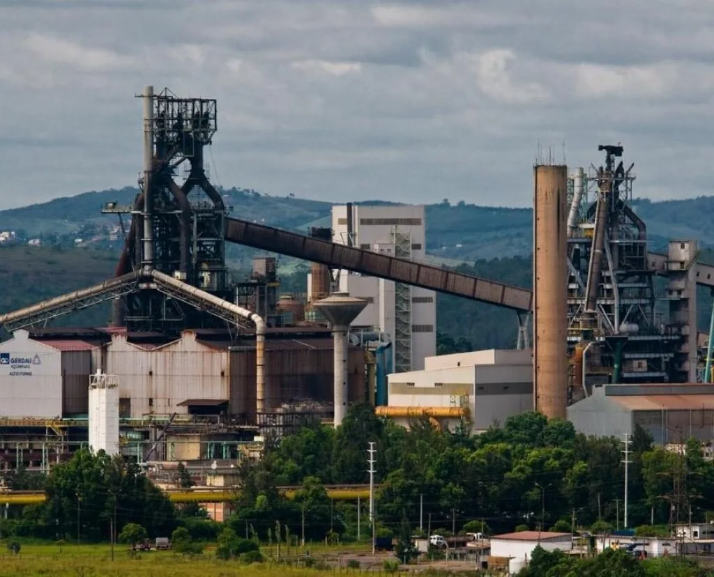 Gerdau pagará dividendos e muda CAPEX para 2021