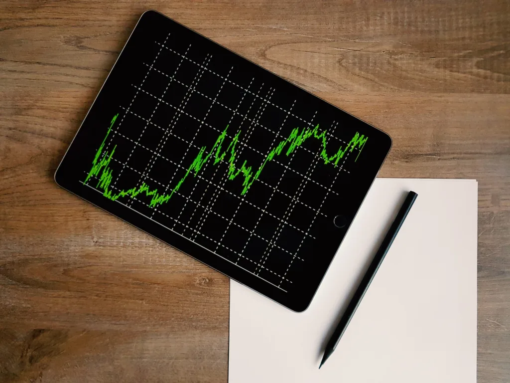 O Ibovespa fechou fevereiro em queda, mas algumas small caps se destacaram positivamente no mês.