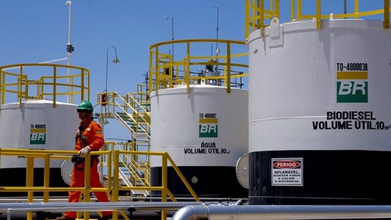 Petrobras (PETR4) vende campos de extração no Espirito Santo para subsidiária da 3R Petroleum (RRRP3)