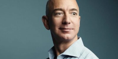 CEO da Amazon (AMZO34), Jeff Bezos, deixará o cargo