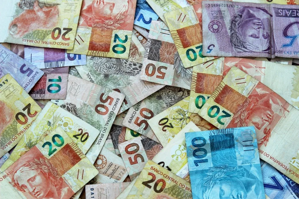 Os 10 maiores bilionários brasileiros da Forbes