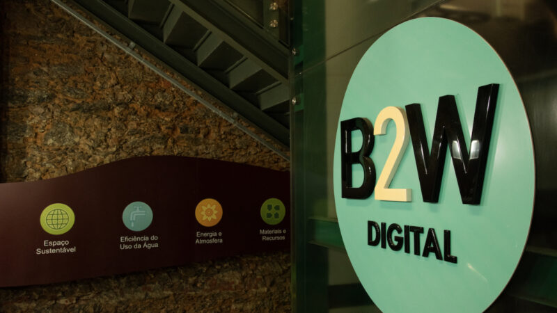 B2W (BTOW3) faz parceria com aplicativo para lançar plataforma de live commerce