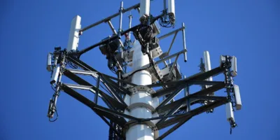 Oi (OIBR3) conclui venda de torres móveis para Highline