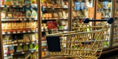 Monitor do PIB recua 0,7% em abril, diz FGV