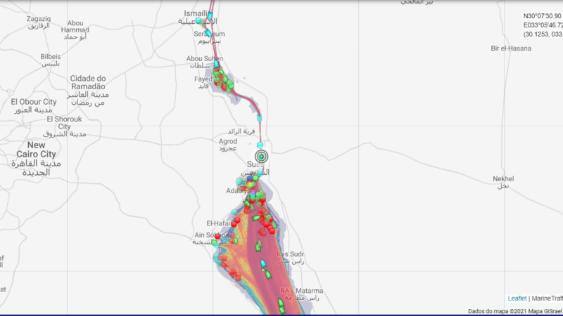 Canal de Suez: Equipes avançam na retirada de meganavio encalhado