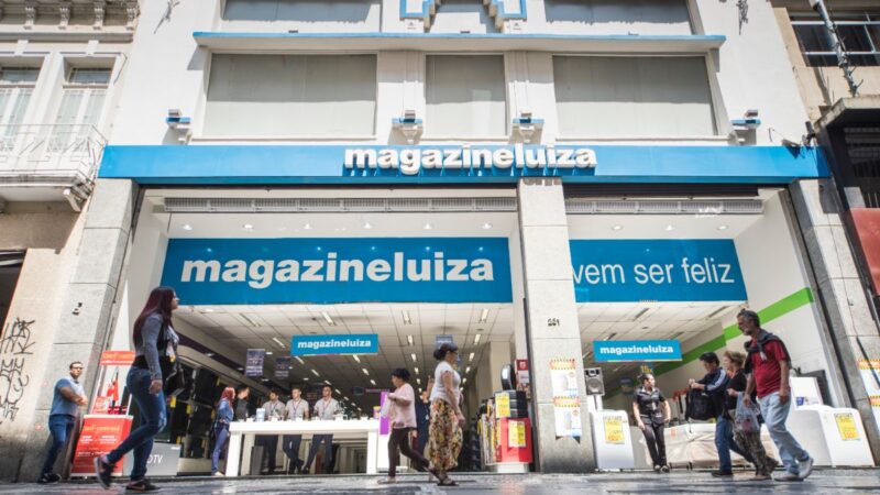 Magazine Luiza (MGLU3) e Via (VIIA3) desvalorizadas, Nubank (NUBR33) paga clientes; veja as notícias mais lidas da semana