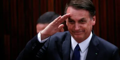 Bolsonaro tem dez pontos a frente de Lula para 2022, diz pesquisa da CNN