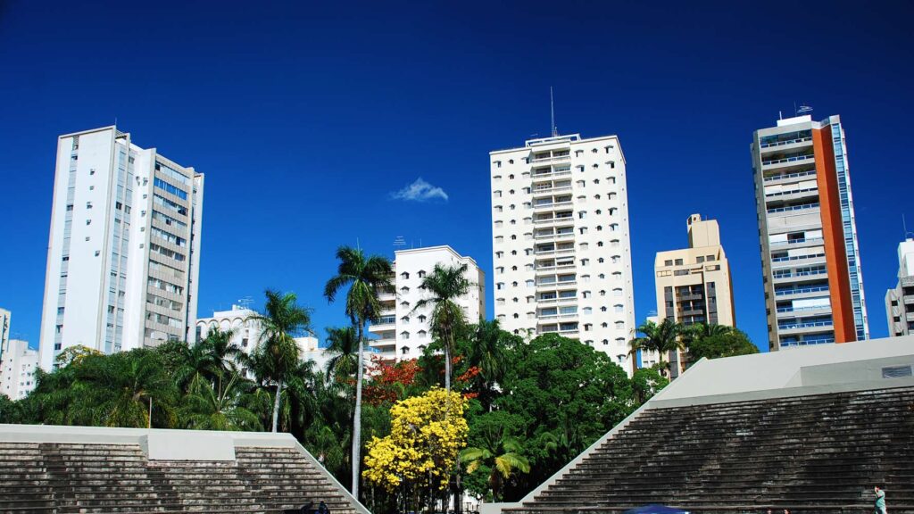 A startup QuintoAndar está ampliando suas atividades de compra e venda de imóveis residenciais para Porto Alegre (RS).