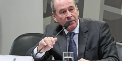 Além de Ernesto Araújo, o ministro da Defesa também deixará o cargo