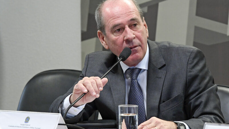Além de Ernesto Araújo, o ministro da Defesa também deixará o cargo