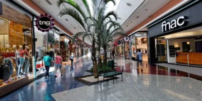 Aliansce Sonae (ALSO3) anuncia fechamento temporário de shoppings e tem queda de 3,49%