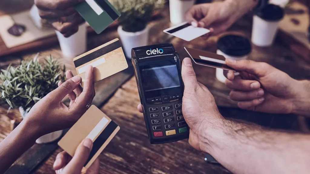 Cielo (CIEL3) lucra R$ 211,9 mi no 3T21, alta de 111,1% em um ano