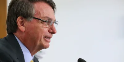 “Tenho vontade de privatizar Petrobras (PETR4)”, diz Bolsonaro