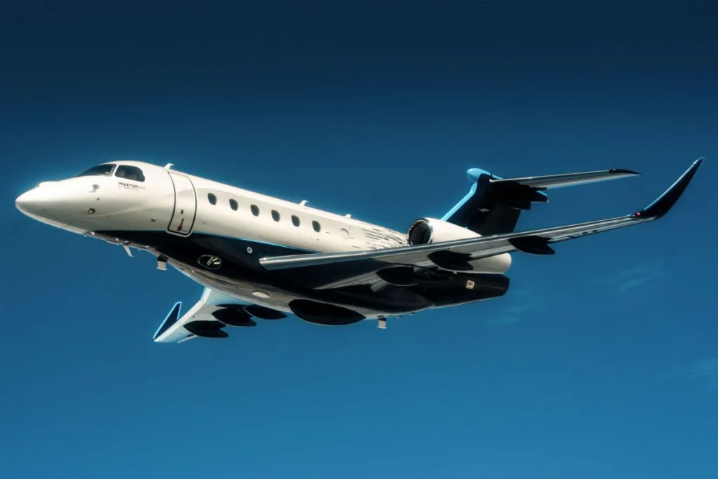 Embraer (EMBR3): conselho aprova de cisão parcial da Yaborã