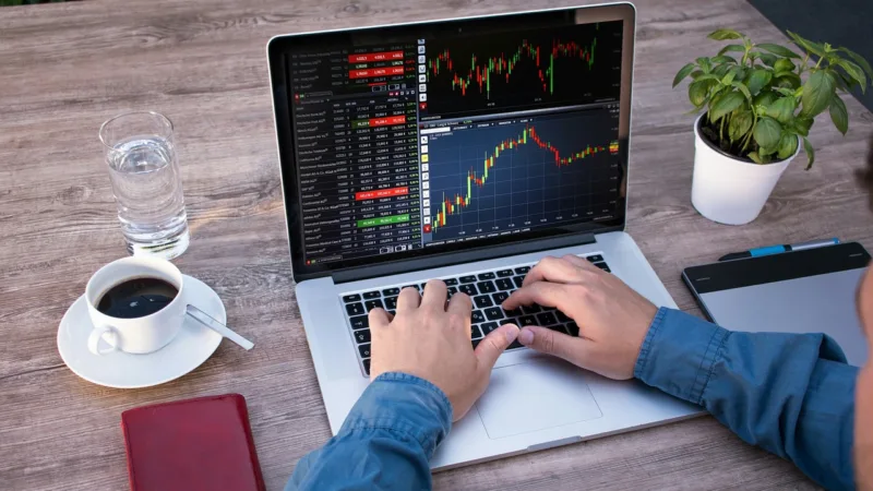 MyCAP inclui Mercado Livre (MELI34) e Apple (AAPL34) em carteira mensal de BDRs