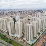 Eztec (EZTC3) e setor de construção: saiba se é hora de investir e quais indicadores olhar