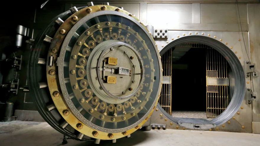 O governo publicou ontem medida provisória que aumenta o imposto de bancos