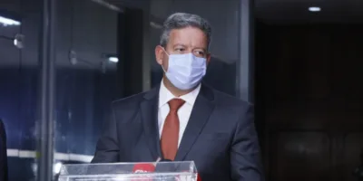 Lira diz que PEC Emergencial será concluída hoje