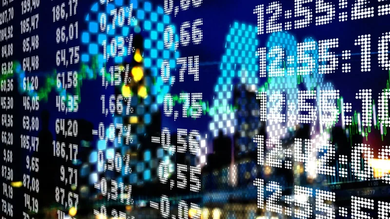 Ibovespa tem leve alta, sutentado por Pão de Açúcar (PCAR3) e Petrobras (PETR4)